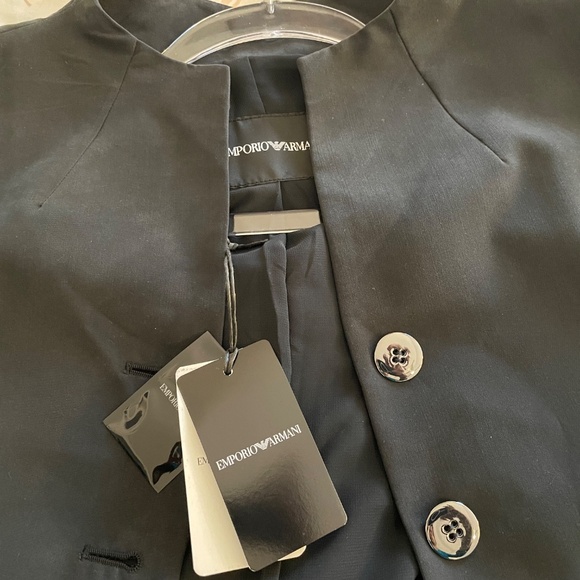 *NWT* Emporio Armani Black Jacket w/Asymmetrical hem - Picture 11 of 16